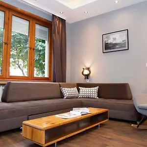 https://central3-bedroom-apartment-urban-art-gallery.sofiahotelsbg.com
